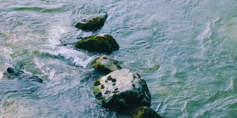 Como as águas de um rio
